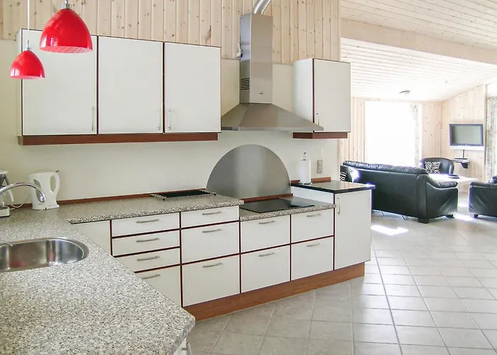 Holiday Home Morgenfruevaenget *