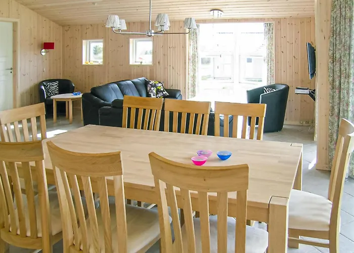 Holiday Home Morgenfruevaenget Semesterbostad *