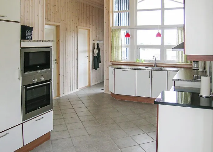 Holiday Home Morgenfruevaenget *