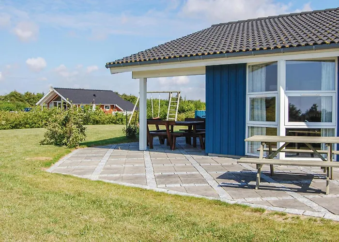 Semesterbostad Holiday Home Morgenfruevaenget *